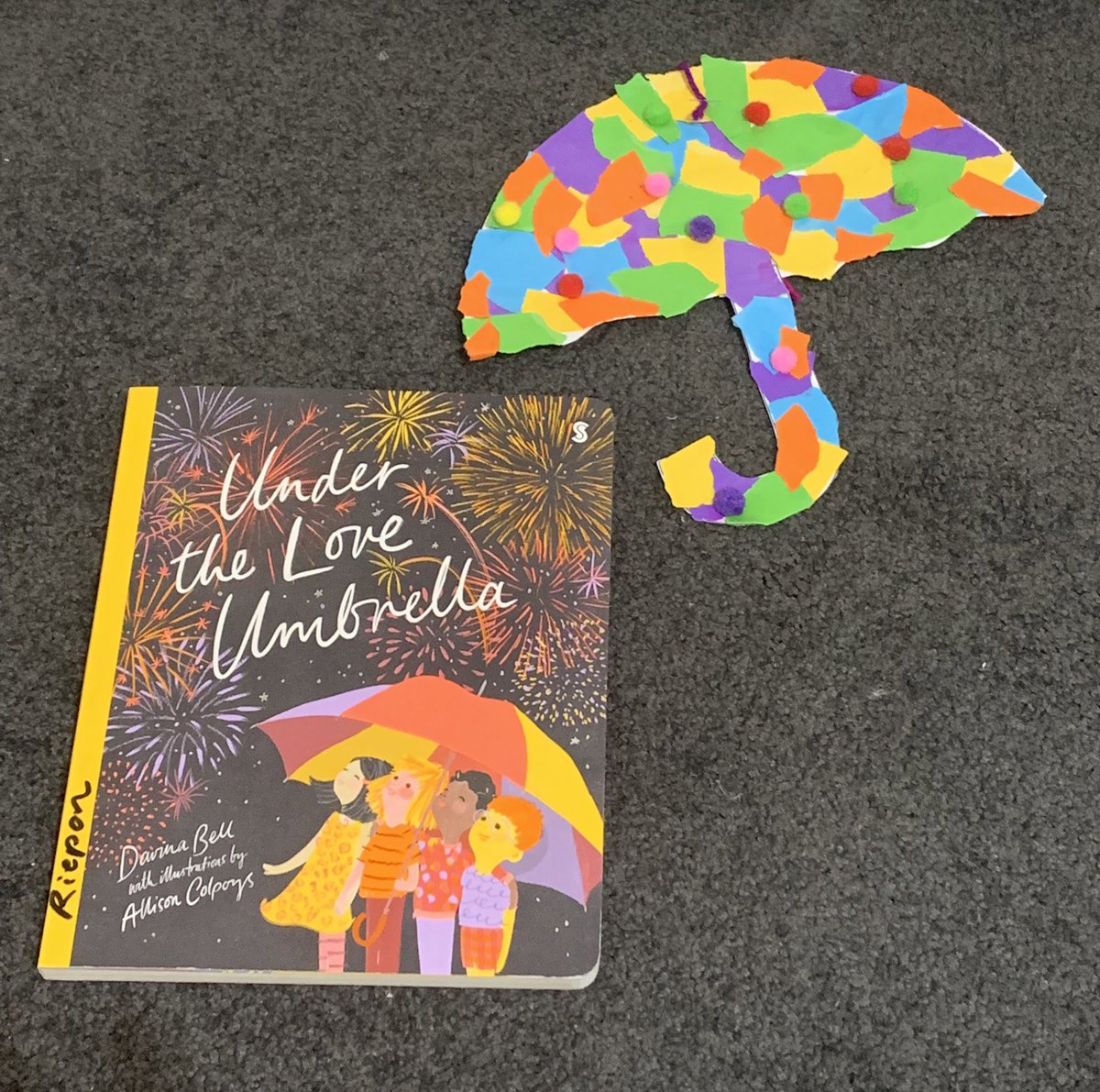 AshleighEliza88's tweet photo. ‘Under The Love Umbrella’ is a great text to combine literacy, art and social and emotional learning with lower primary students #acuedu_p https://t.co/zUAlkFOvlT