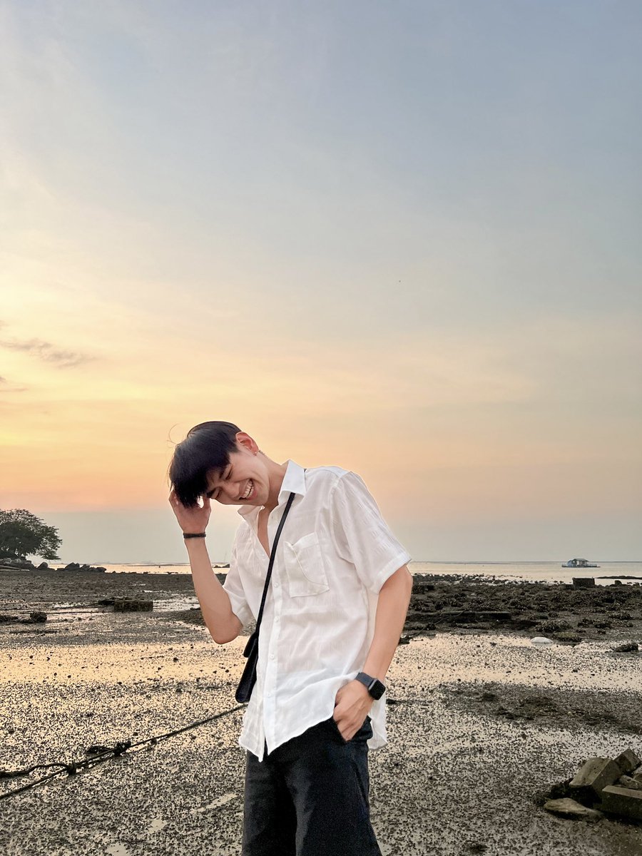 MMIKESIRILOOKS's tweet photo. #MikeChinnarat #mmuses https://t.co/ojkCqq2Joc