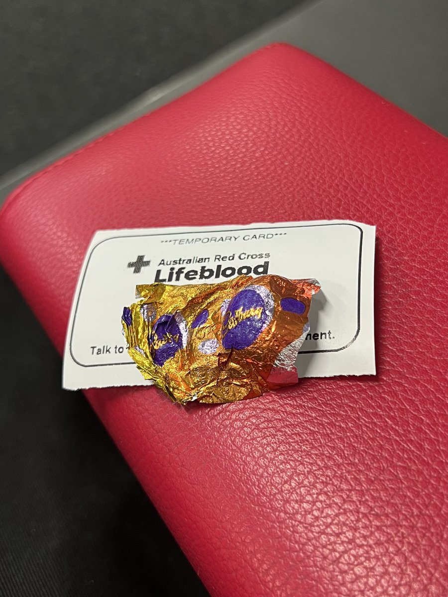 redfactionagent's tweet photo. Head into the bank today to ‘Raise a Sleeve’ and grab a easter egg @redfactionagent #redfactionagent #ingress #raiseasleeve #donateapint @lifebloodau #lifebloodau https://t.co/06dx4VTA2T
