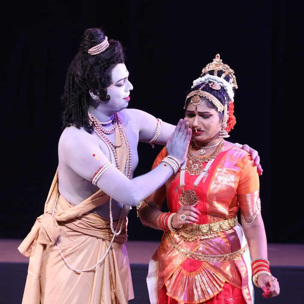BanibrataMr's tweet photo. "জীবন সে তো পদ্ম পাতায় শিশির বিন্দু
মরুভুমির বুকে যেন বিষাদ সিন্ধু" https://t.co/8Y6Lxd4bGC