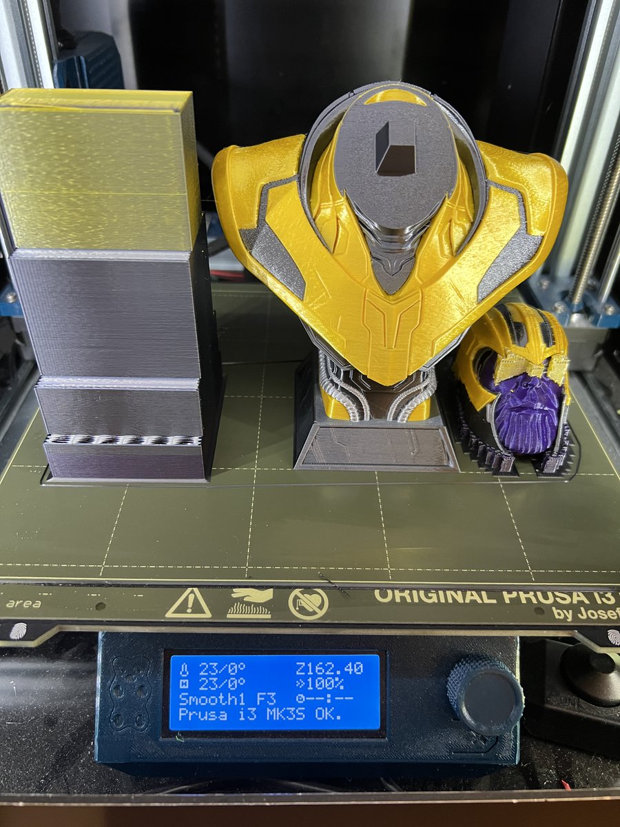 cjbeck's tweet photo. @fotismint Thanos painted in #prusaslicer and printed on a @Prusa3D mk3 #mmu2s. #prusalive https://t.co/gn6IEoFAwG