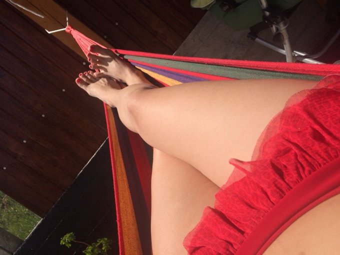 online right now on skyprivate https://t.co/hc6ttoE3CP https://t.co/xlw5ihJVi8