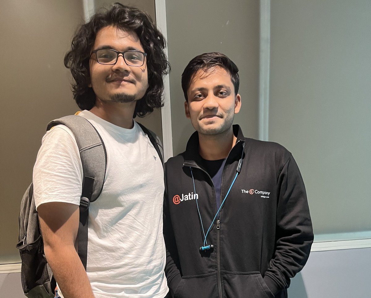 asmitbm's tweet photo. Then clicked a nice group photo, and got a chance to click pics with amazing panel members!!π₯³
Best meet up yet!! Thank you for this @hackthisfall #HTFPune #HackThisFall
@siddharth_hacks @Jpandya26 @ishubhamsah
(7/n) https://t.co/LAFVq3VPJm