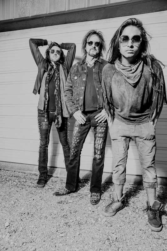 Vote for <a href="/NewSolBand/">New Sol</a>'s Flower Song as your Track Of The Week: loudersound.com/features/track…