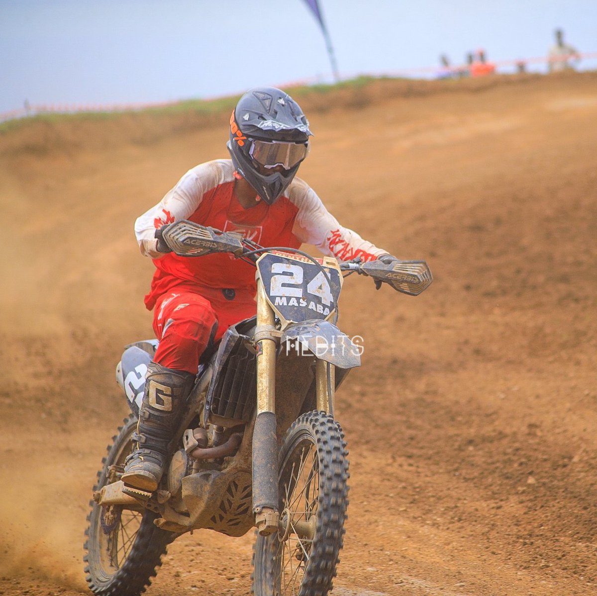 meditsmeddy's tweet photo. My first ever shots of Uganda Motorsport captured at Garuga in the #EasterCheeza under the tutelage of @BatanuddeJohn.

Maxime Van Pee V Klan Wekesa was epic. 🙌
@wekesa_amos
@maximevanpee
@LatoMilk https://t.co/Z75COMtt8K