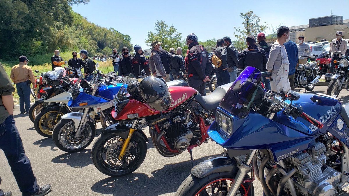 rasisuseso's tweet photo. 結局行ってしまったがね

#ゼルビス
#白いゼルビス
#VT250FN
#昭和のバイク展
#木城町
#湯らら https://t.co/R507TX93ej
