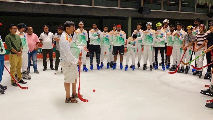 iskate_india's tweet photo. The Bandy Association of India in collaboration with ISKATE hosted the first ever international coaching camp at ISKATE. About 30 players from 7 Indian states took part in the selection camp for the World Championship to be held in Japan in Aug 2022. #iskateschool #bandy https://t.co/xmgMnqQGrs