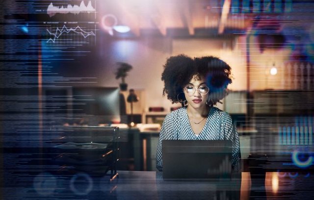 CarlyTrow's tweet photo. Share your experience as a woman in tech https://t.co/PV0BcU3hMy https://t.co/CdFKWNQYAr
