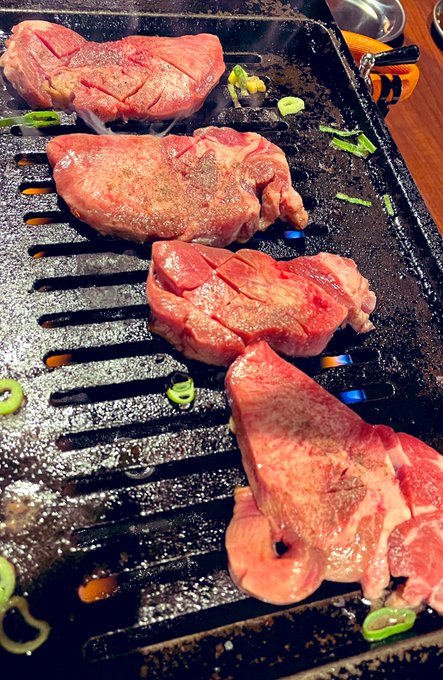 厚切りたん👅✨ウマー 