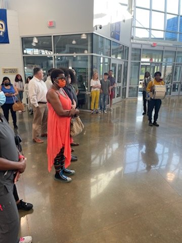 btw_hsep's tweet photo. We Love to make our Newest Eagles feel WELCOMED💙💛 @_cphilli2
@BTW_Houston
#SuccessTheWashingtonWay!! https://t.co/2CwN5UofBs