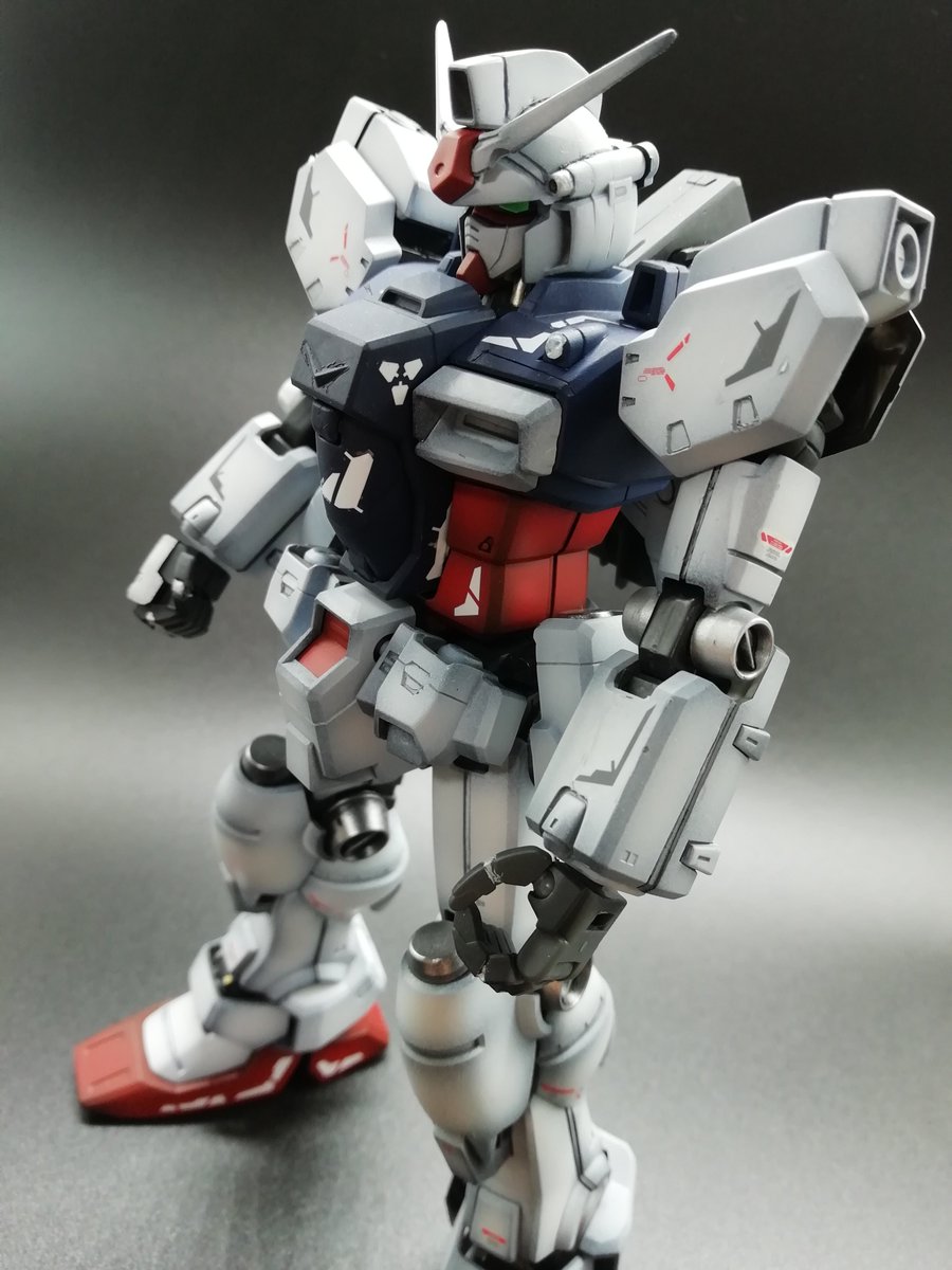 pen_model tweet picture