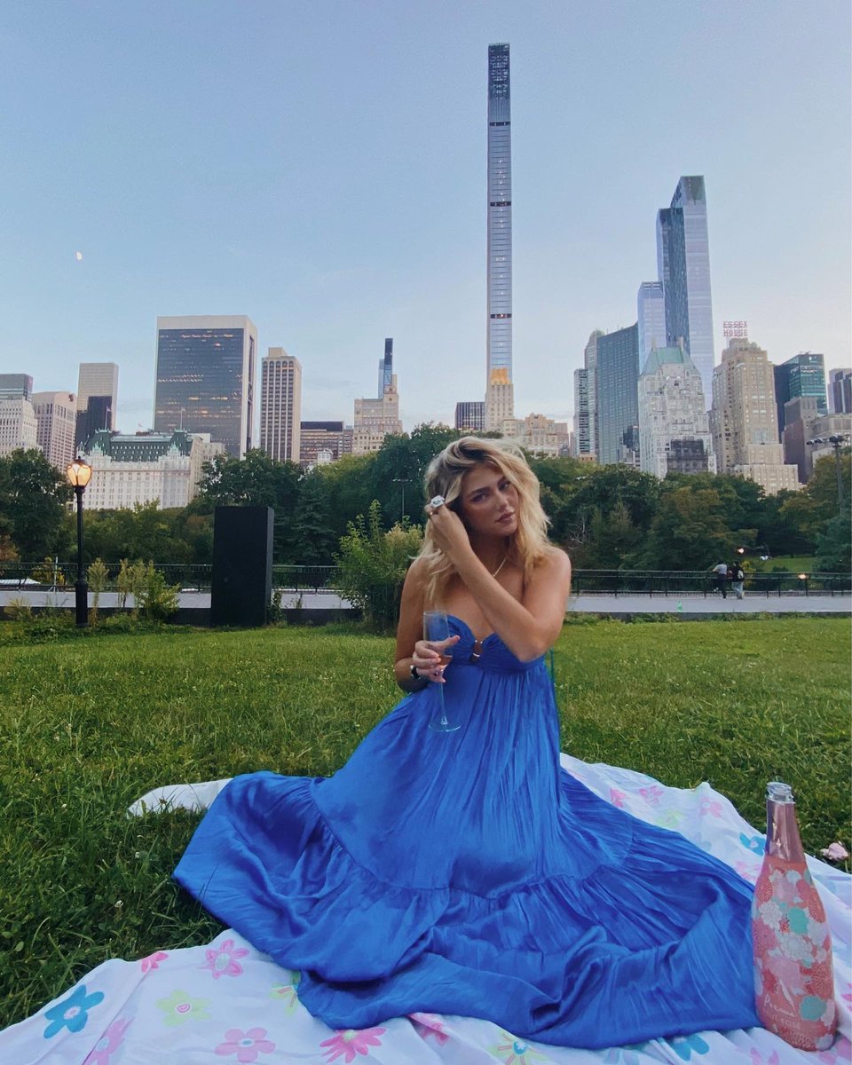 Get on your knees and worship <a href="/CFPrincessMJ/">✨Princess Mercy-Jade✨</a> 

While you are there don't be surprised to see a few dommes joining you.

Follow and accept that she is better than you.

<a href="/kevluvass/">Goddess Kate’s Little Retweet Slut</a> <a href="/Noodle_RT/">🍜 Noodle 🍜</a> @Sheaunie18