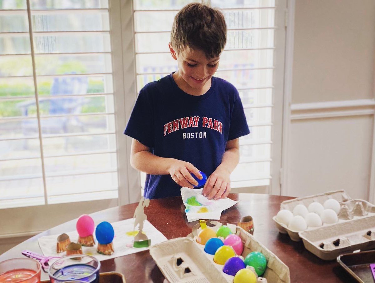 DaffneiRiedel's tweet photo. Easter.2022βοΈππ°πππ»π#grateful #EasterSunday #HappyEaster2022 #HeIsRisen #blessed #HappyEaster #Easter2022 #MOB #lifewithJR #boymom https://t.co/oznKthbDvP