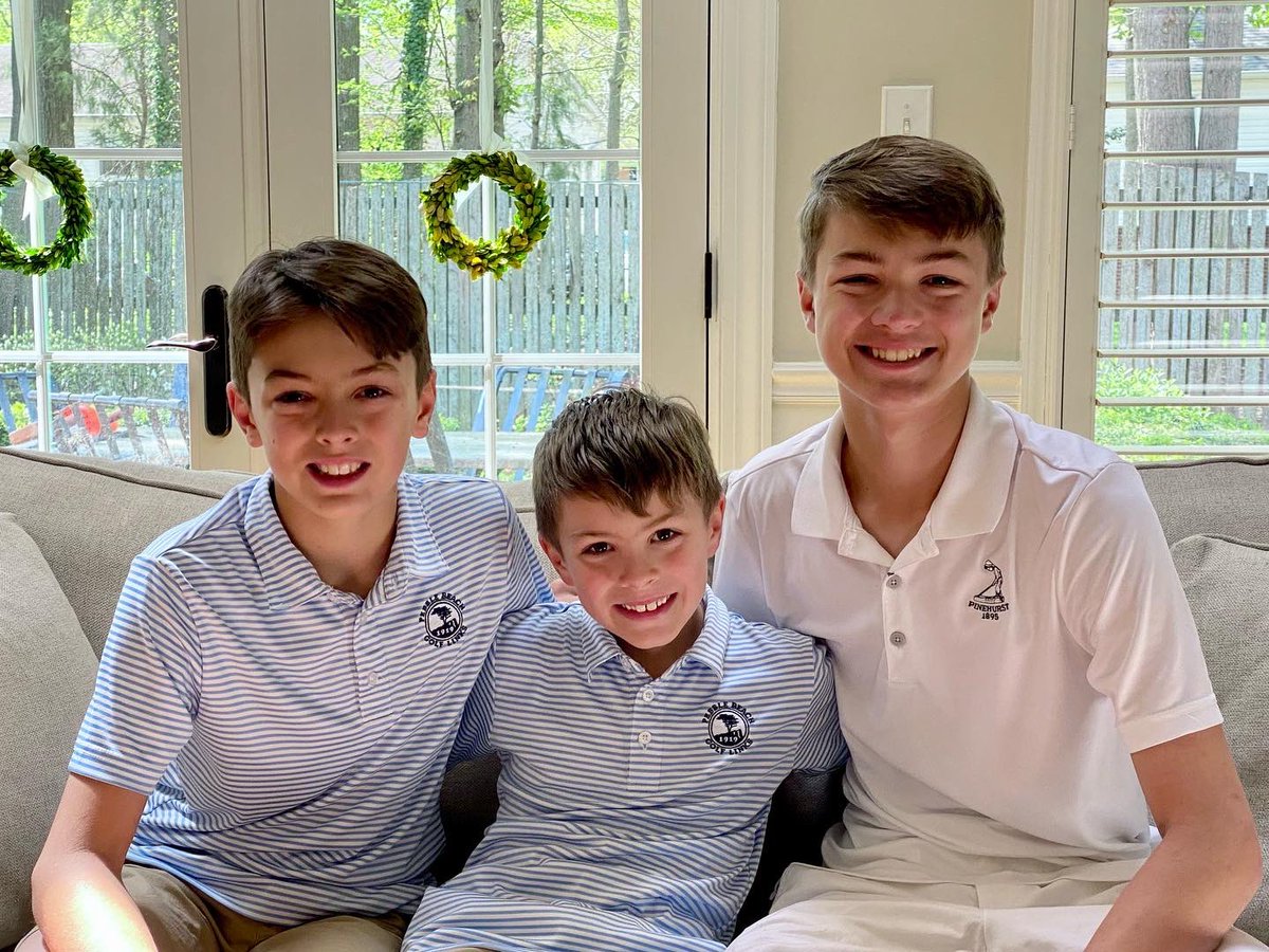 DaffneiRiedel's tweet photo. Easter.2022βοΈππ°πππ»π#grateful #EasterSunday #HappyEaster2022 #HeIsRisen #blessed #HappyEaster #Easter2022 #MOB #lifewithJR #boymom https://t.co/oznKthbDvP