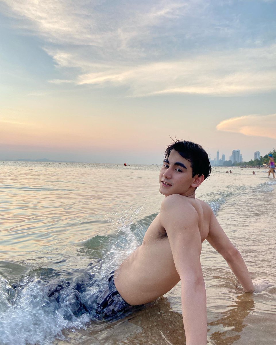 Drake_Laedeke's tweet photo. Long time no sea💙 https://t.co/o3YjpwD1KR