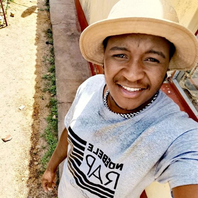 Another year, another blessing 🎂🍾
Happy birthday to my humble self 🥂