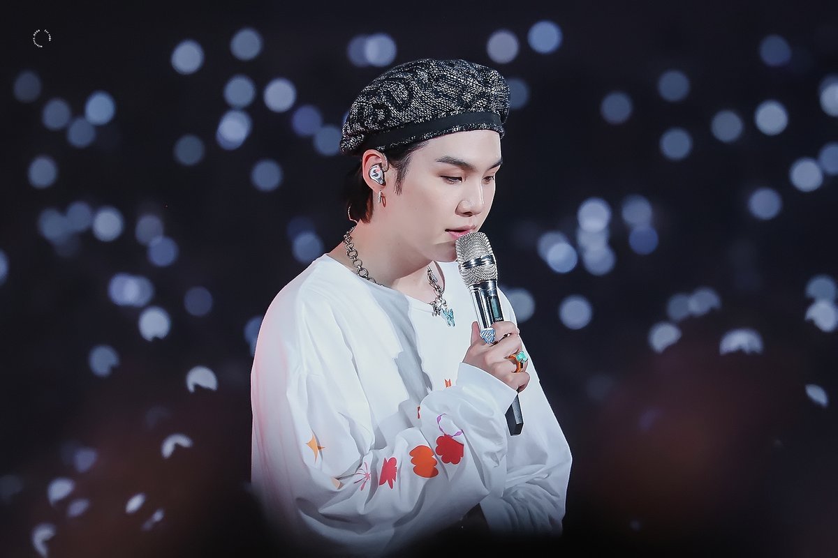 민스터리💫 tweet media