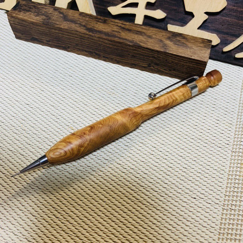 hbkworkshop's tweet photo. 形状オーダー受付中　
ご希望の形状に合わせて制作することが可能です。
手書き図面でも可、気軽にご相談ください👉hbkworkshop@gmail.com

世界にたった一つだけ https://t.co/x4Zc8mu2G6
