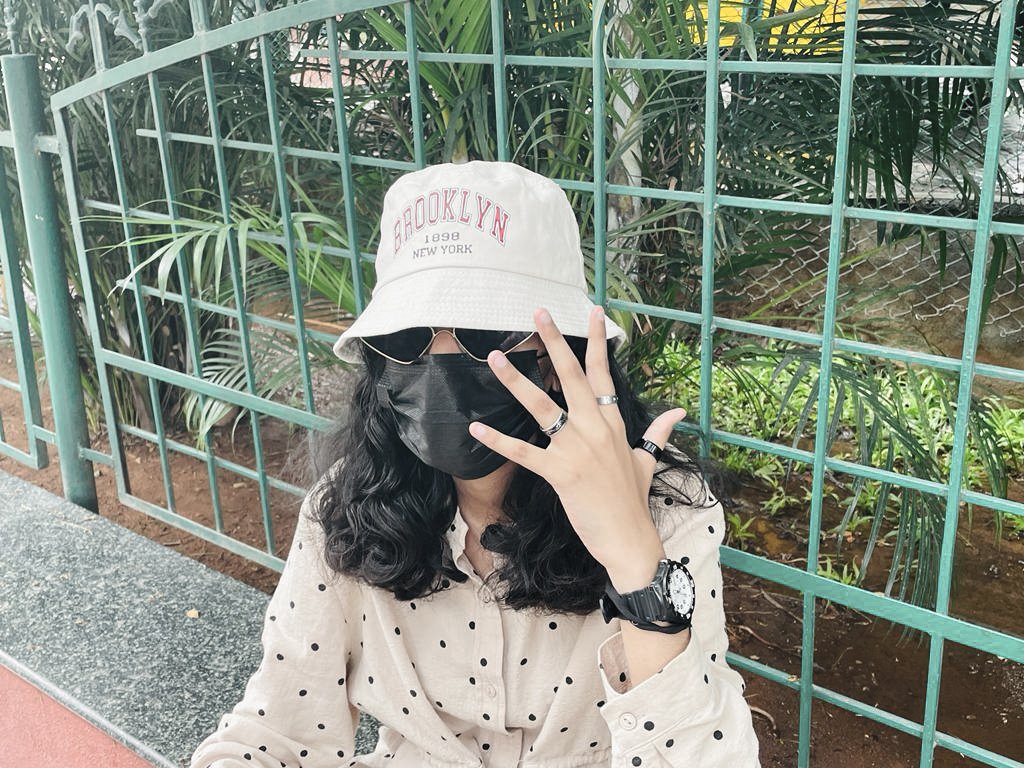 BucketHatGirl_'s tweet photo. Part 2 https://t.co/7obwlqyr5w