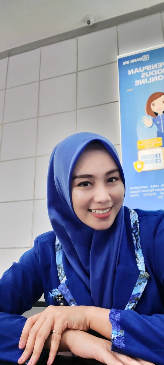 heydwii's tweet photo. Yakin gak mau buka rekening sama aku? Yukk ke CS BRI gak pake lama kok π #ROSurabaya #BOSampang https://t.co/96NdDkxfvY