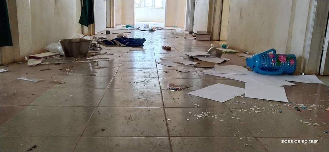 Tiam1702's tweet photo. It is reported that the reason why infant death rate is rising up in Mindat tsp, Chin state, involves the violent destruction of medicines and medical equipments by SAC terrorists apart from malnutrition and poor health care. #WhatsHappeningInMyanmar https://t.co/7tBQVHkDdH