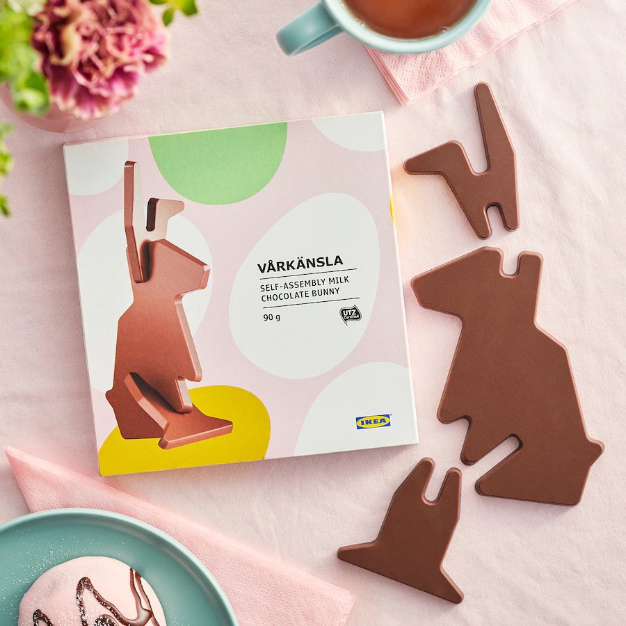 MarketingBites3's tweet photo. #Ikea per #Pasqua lancia un coniglio di cioccolato da assemblare. Prezzo in italia 3,50€. Lo compreresti?🐣 
#Pasquetta #pasqua2022 #marketing https://t.co/BQjGQen7C8