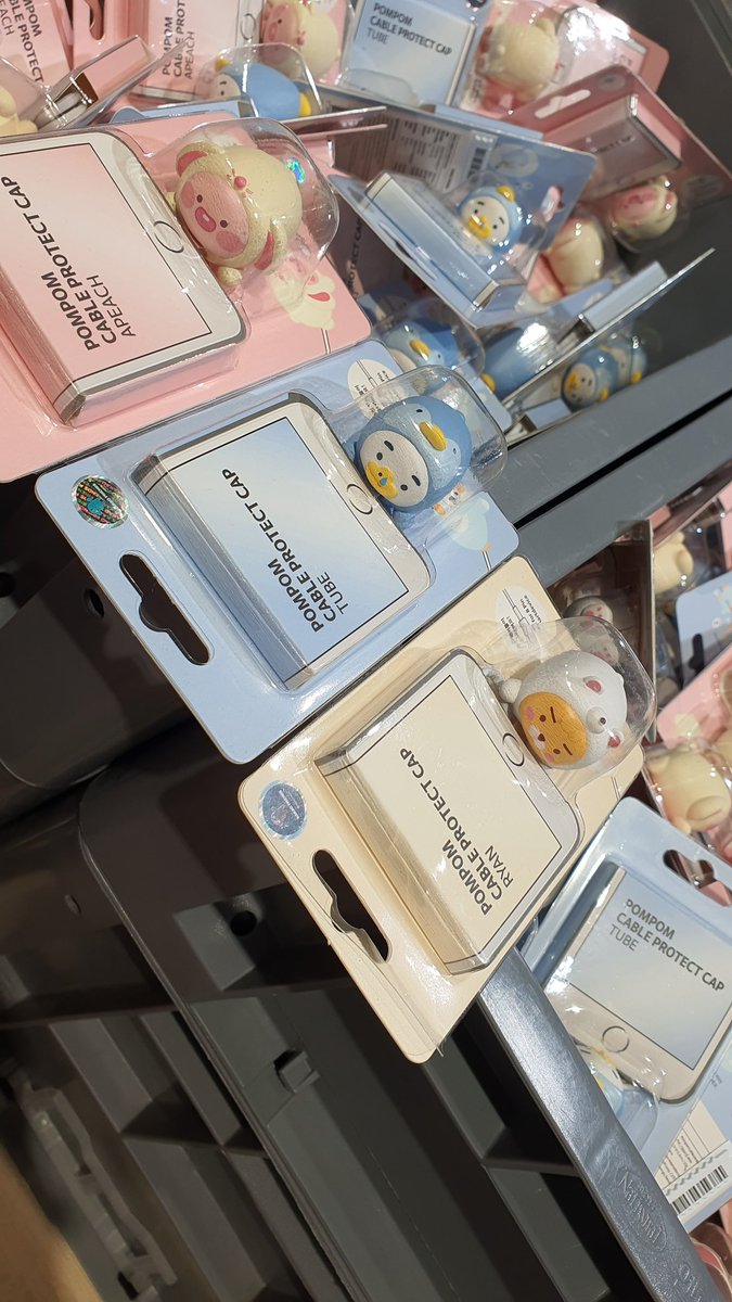 Harusday_85's tweet photo. ที่กันสายชาร์ตหักอันละ 180 บาท ส่งลทบ. 40 บาทค่ะ สนใจสอบถามได้ค่ะ https://t.co/IOTGRdmVCj