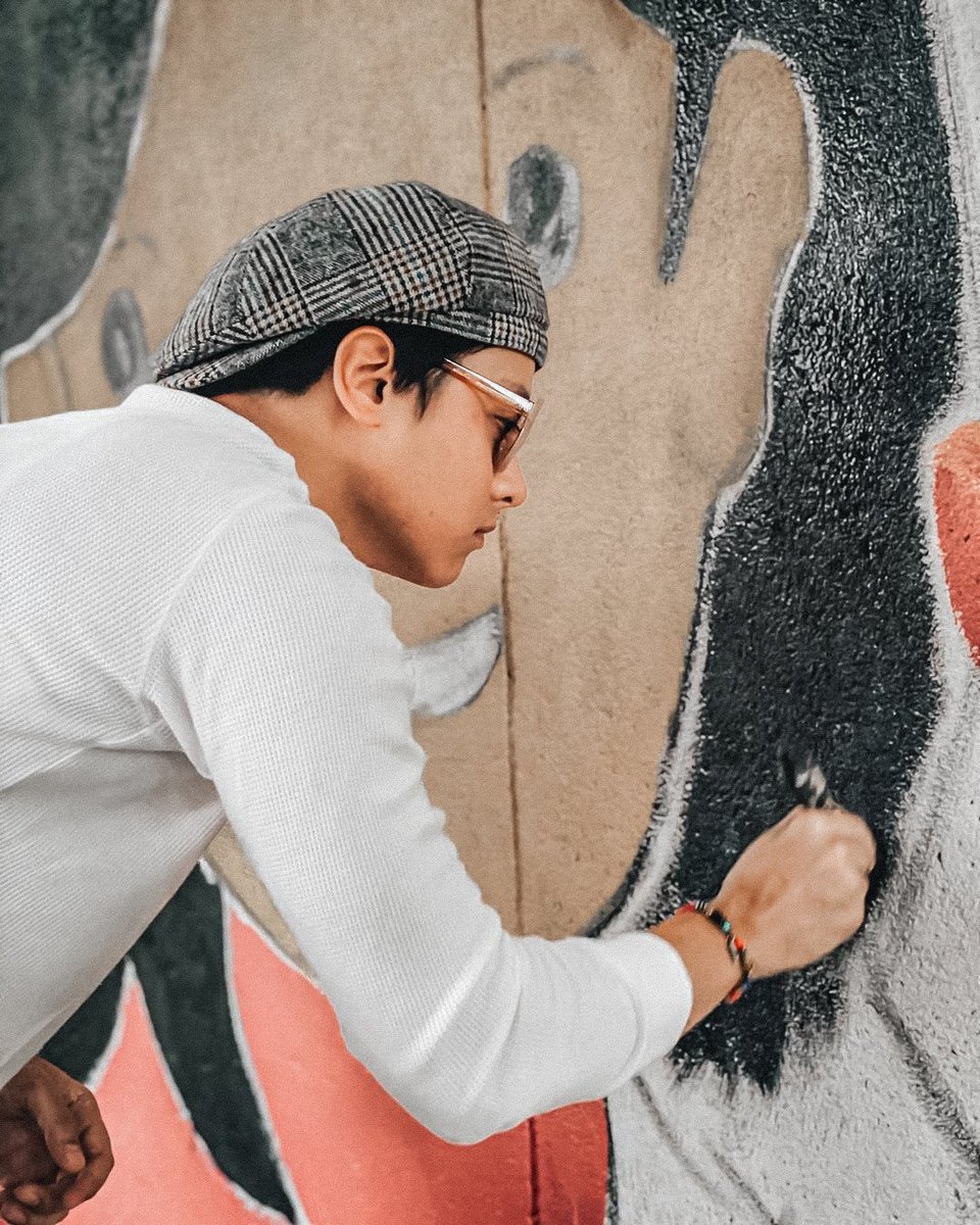 archtkennuggets's tweet photo. Mural painting for Leni-Kiko πΈ @imdanielpadilla
#WeDrawLeni https://t.co/gJvGhglXaI