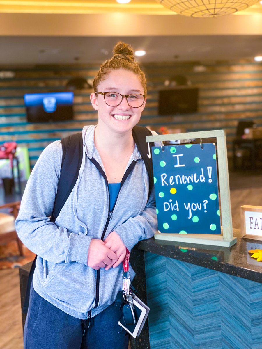 GatewayOnCullen's tweet photo. No better feeling than when your residents decide to renew &amp; stay each day! We love all of our residents and can’t wait to welcome in even more! Ask us how you can renew or sign a lease today! #LiveGatewayTheGreatWay https://t.co/gyqKQtvwgD