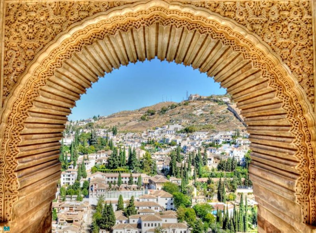 #Vistas del #Albaicín desde #LaAlhambra, #Granada.Hoy, 18 de abril, es el #DíaInternacional de los #Monumentos y #Sitios de la @UNESCO.#España, en la actualidad,cuenta con 49 lugares inscritos en la #ListadelPatrimonioMundial.@unescowhc @EspUNESCO  #DAC #DACalbaicin #DAClalhambra