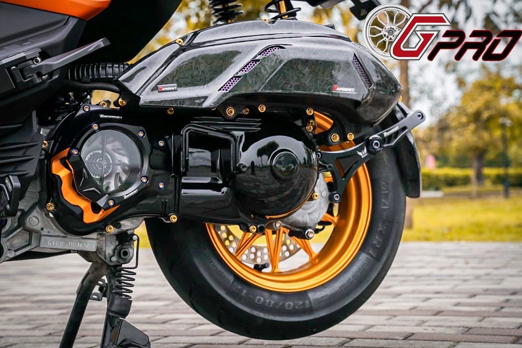 G_protech's tweet photo. The force is strong with this one, flawless custom job with a brand new set of Gpro wheel rims GR10 in golden anodize, another happy rider who took his bike to next level.
.
Get yours now!!!
.
________________
Like - Follow - Share
________________
.
#yamahaforce #yamahaforce155 https://t.co/mKbe2Gk9L5