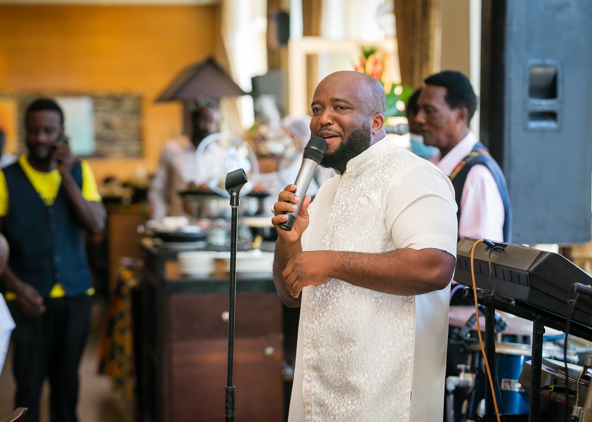movenpick_accra's tweet photo. #Easter brunch with @trigmaticrocks 🔥🔥!
Guests were treated to #limitlessvibes and great food in a wonderful atmosphere. A big thank you for making our day 🤗🤗👍! 
Can't wait for this Sunday's #limitlessexperience 😃👍!
#MovenpickAccra #ALLaroundtheworld https://t.co/sgbLQ9fS15