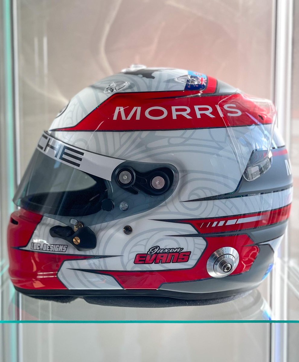 This one came up a treat 💯 <a href="/MorrisFinance/">Morris</a> colours for the 2022 season, as we continue our successful partnership together! #Arai #Porsche #Morris