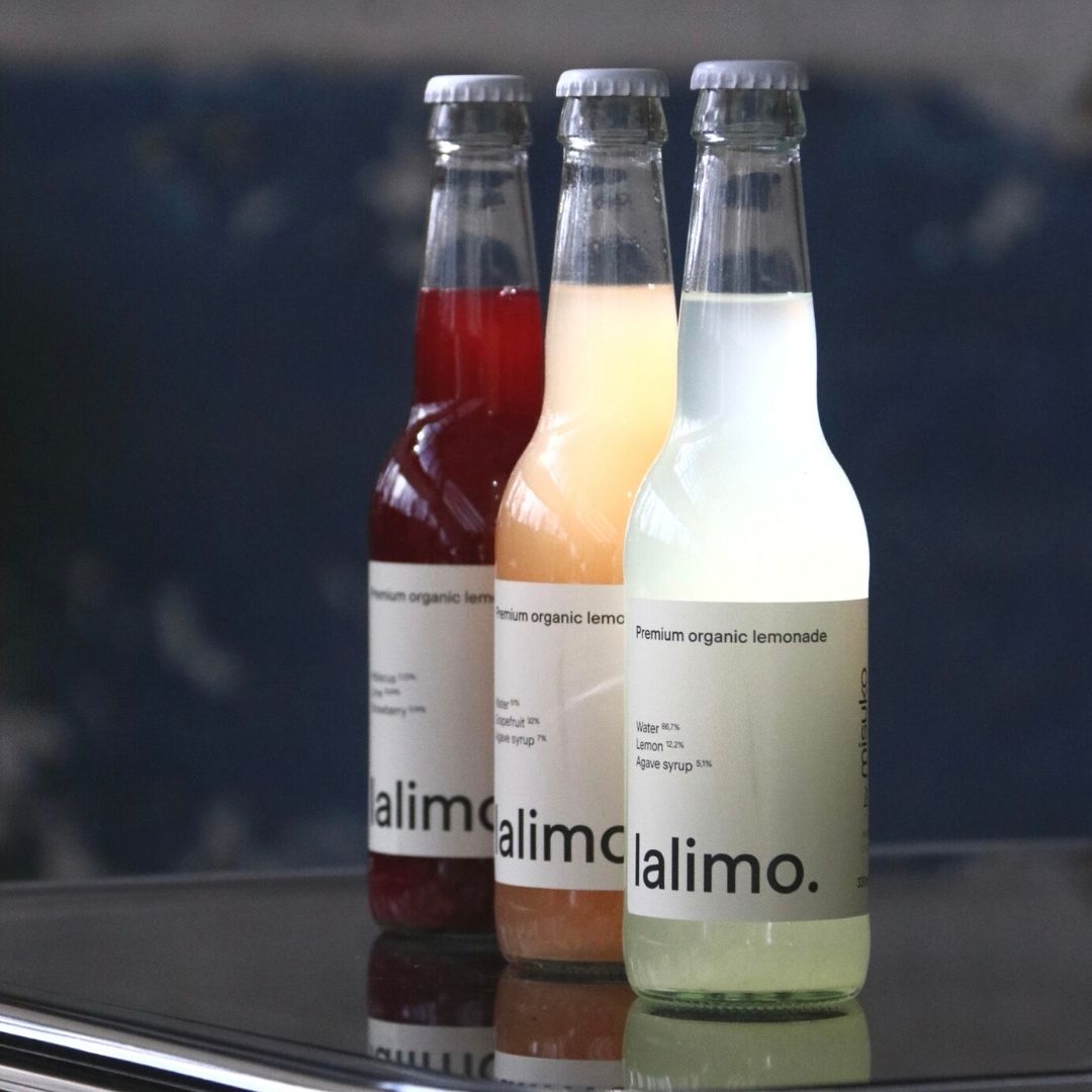 Les boissons indispensables de cet été 😍
Lalimo. Citron, Pamplemousse ou Citron vert/Hibiscus !

#sansalcool #limonade #lemonade #bio #organic #sanssucreajoute #citron #hibiscus #pamplemousse #agrume #misuko