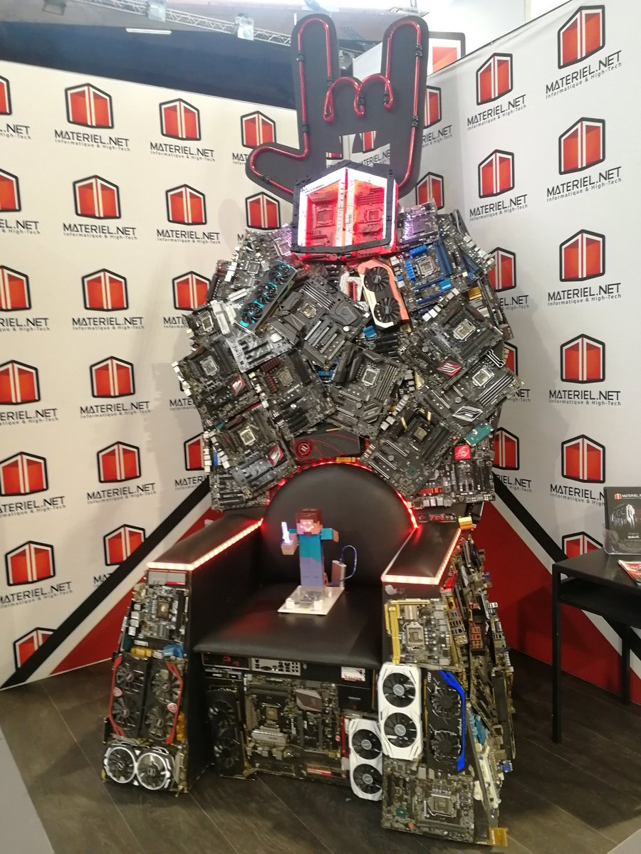 tino_project's tweet image. Tino Steve s&apos;amuse bien à la #ga2022 @QuaiLab