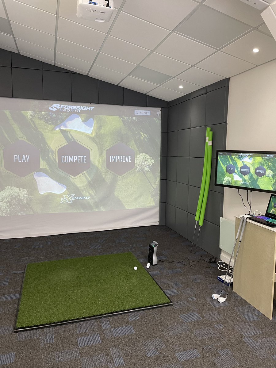 ScottCurriePGA's tweet photo. All set up for the day! Coaching and Gapping Sessions today!
#golfcoaching #Gcquad #numbersandfacts https://t.co/fbEwKYb3ys