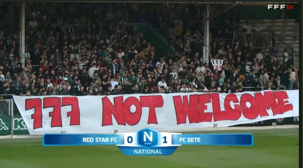 Accionistas_SFC's tweet photo. 777 Partners compra otro club y van cinco. Su visión mercantilista está lejos del SENTIMIENTO que prima en el legado de nuestro #SevillaFC.

Nos solidarizamos con la negativa de la afición del @RedStarFC (Francia) a 777. No apoyamos el lanzamiento de bengalas.

#SFCNoSeVende 💪 https://t.co/5x3cgcLSDn