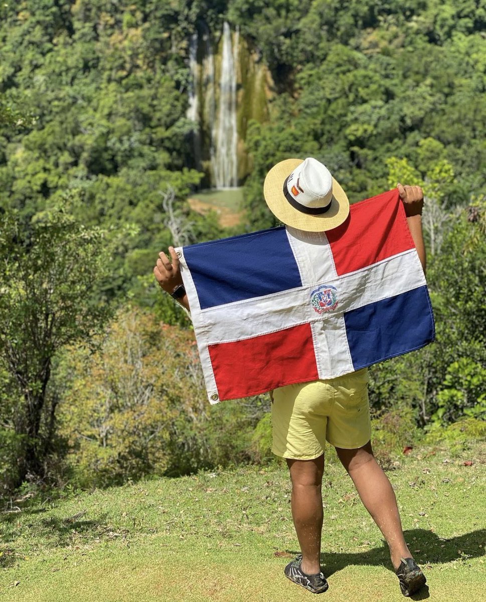 Protejamos nuestra Dominicanidad y defendamos con orgullo los valores patrios que nos representan. #RDPorLoAlto 📷: Ricardo Limav