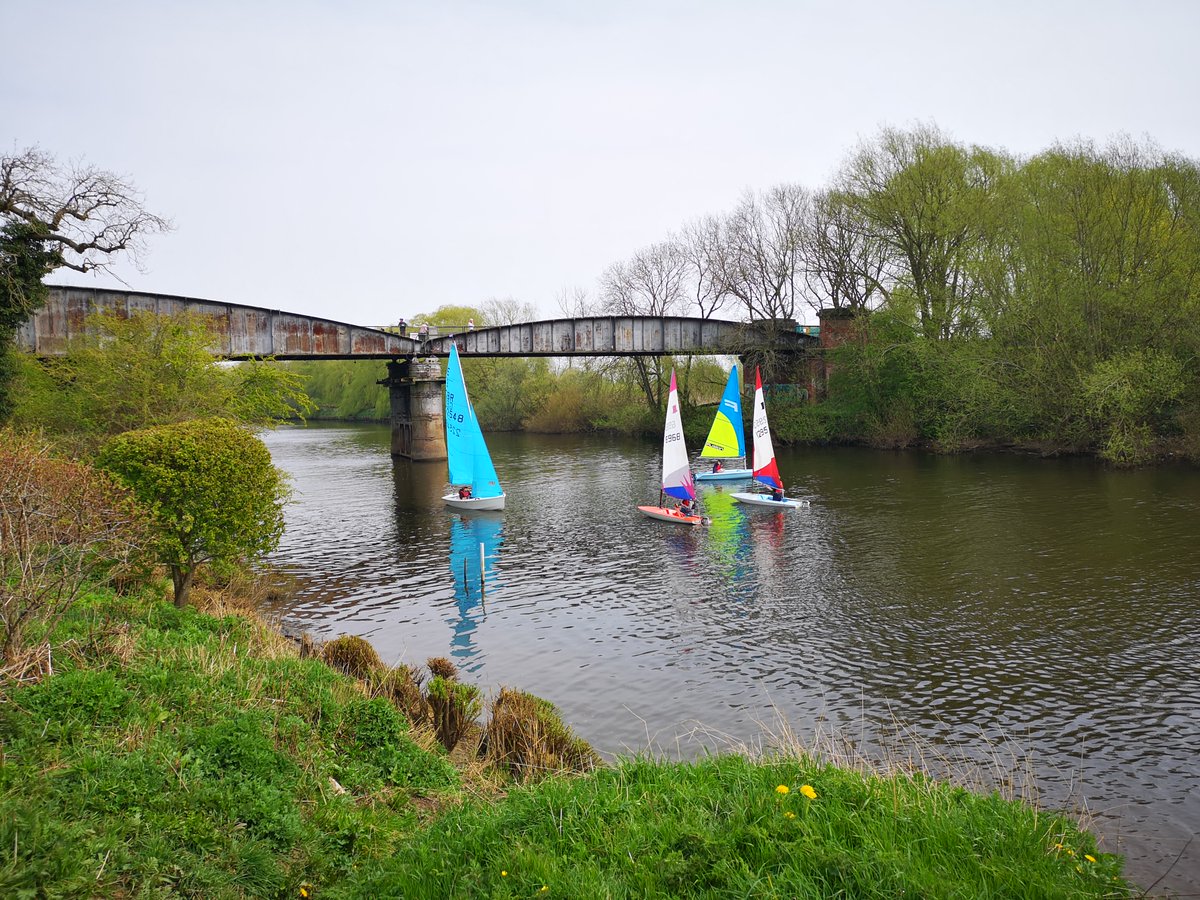 YorkSailing's tweet photo. Pleasant sailing on the #RiverOuse, #York, yesterday. Come and visit us for a taster sail on Sunday 24 April - our Open Day. Also, #tansybeetles! https://t.co/KFX425dJO0