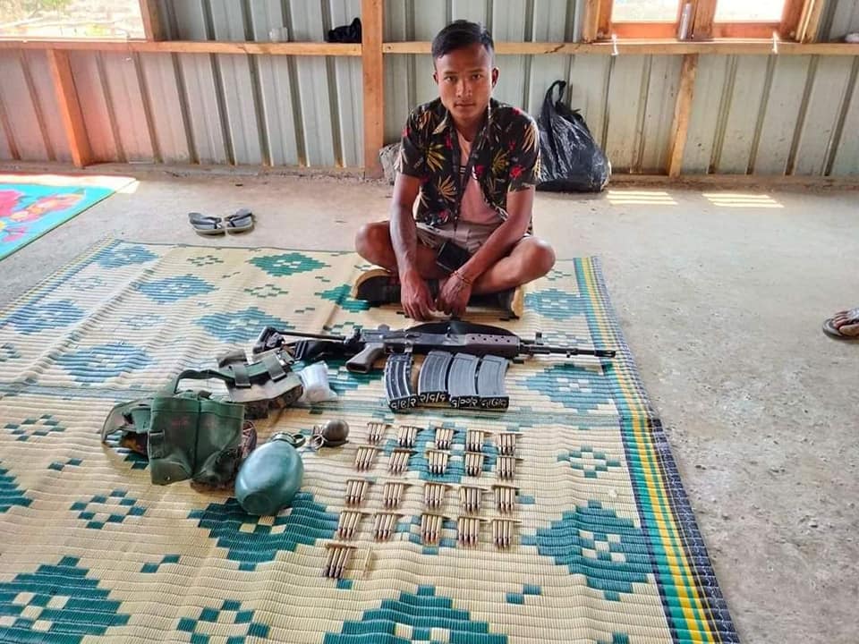 IrrawaddyNews's tweet photo. A private has defected from Light Infantry Battalion 268 of Myanmar’s military based in Chin State’s Falam Township, along with weapons, according to the Chin National Organization. (Photo: CNO) 

#WhatsHappeningInMyanmar https://t.co/vhZ9l2om6h