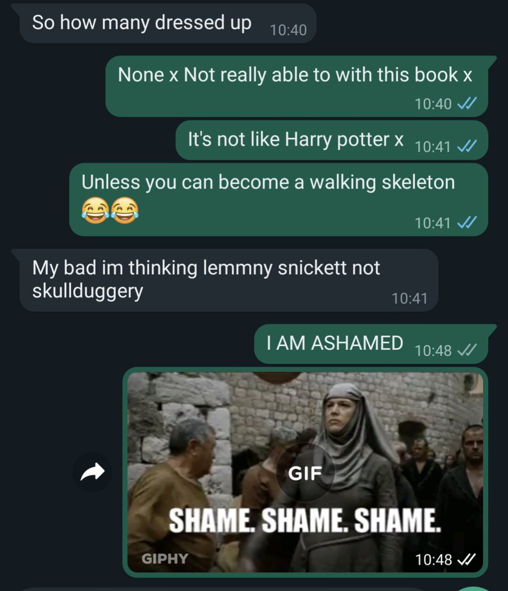 AlphaRoseA's tweet photo. TFW your mum gets Lemony Snicket and @DerekLandy mixed up... 

SHAME!!
🤦😂 https://t.co/QJRIhWY9J7
