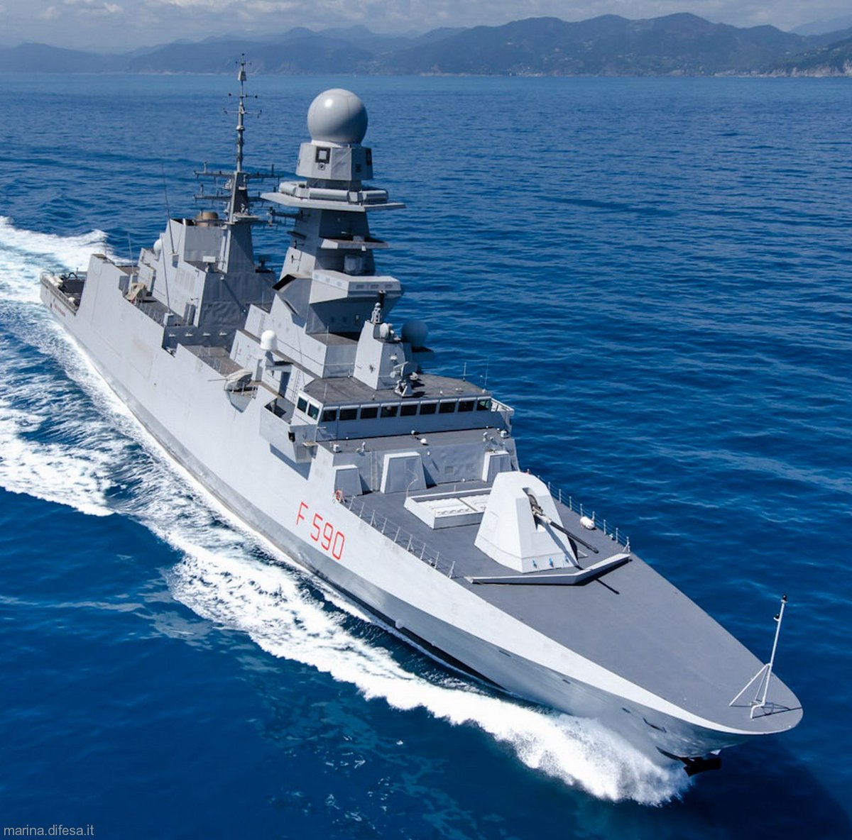 EMASOH_AGENOR's tweet photo. Recently ITS Bergamini, in associated support to Op. AGENOR, performed #reassurance manoeuvres and calls with a merchant ship on her way to Jebel Ali. With this, #Bergamini demonstrated one of the main tasks of #AGENOR; reassuring #merchant #shipping in the #SoH. 

@ItalianNavy https://t.co/BGCsutytbE