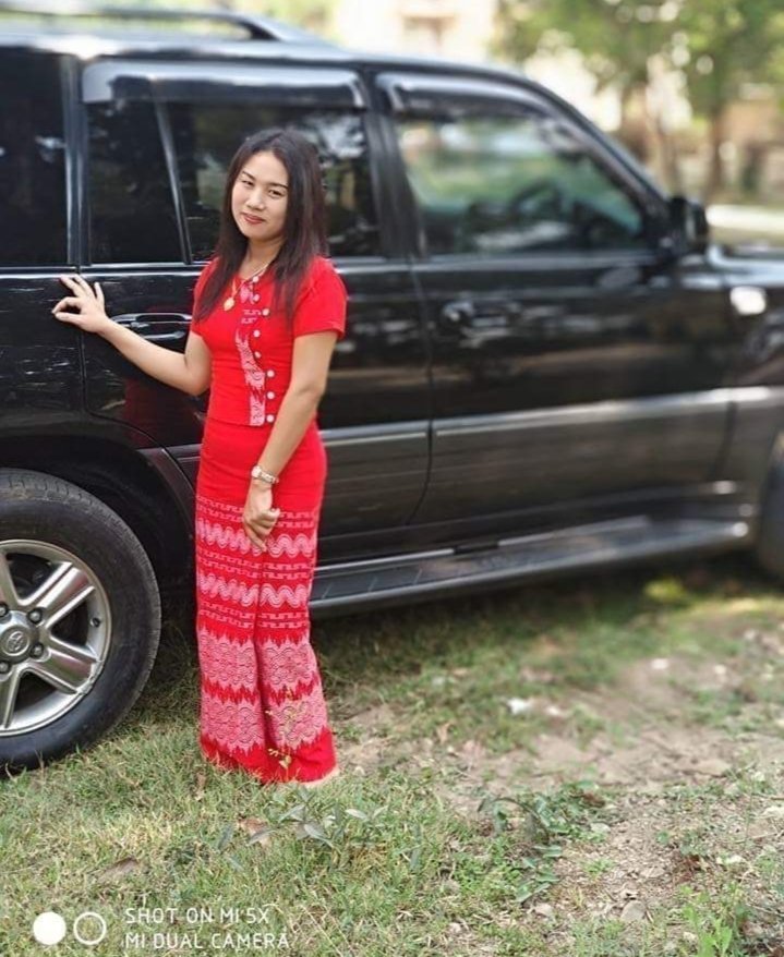 MayMoeLay7's tweet photo. မမလိုအိမ်ထောင်ကွဲကို ဘသူကမှတကယ်မခင်ကြဘူး🙂 https://t.co/QN4QleP4rJ