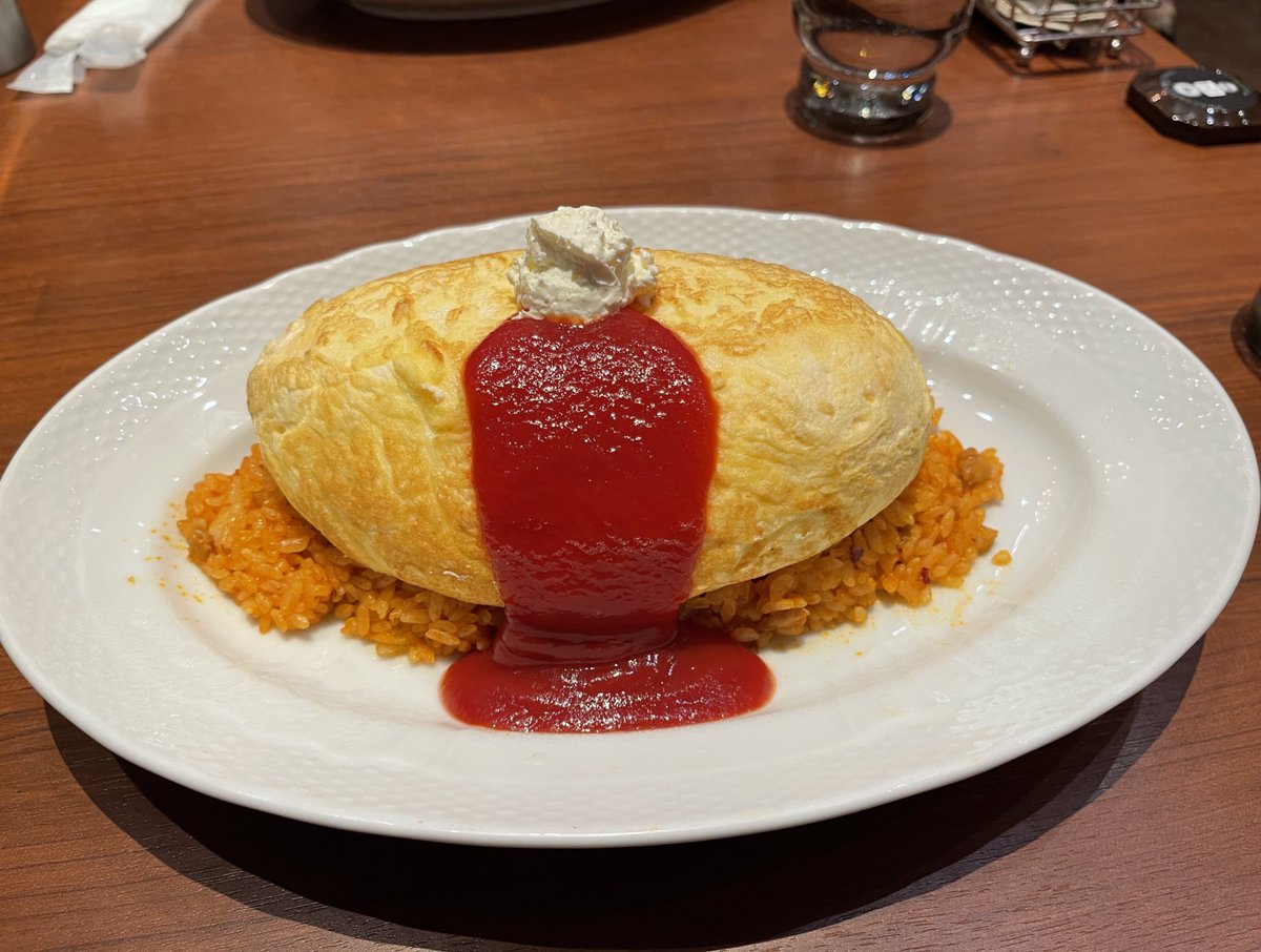 今日はオムライスを食べました♪