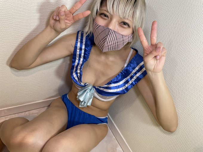 地下アイドルマユカ♡【公式】’s pics and videos