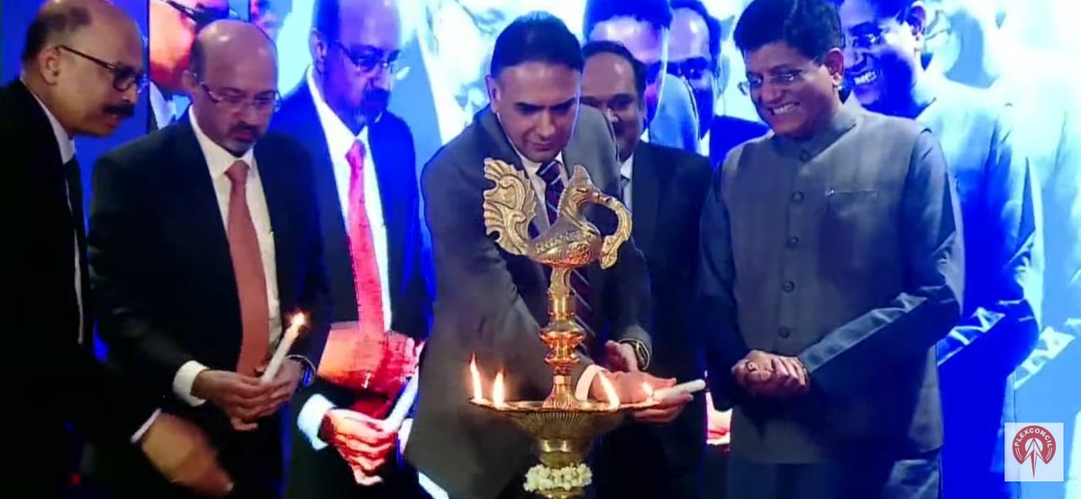 rajivplastics's tweet photo. Elated and proud to have our Director, Mr. Hemant Minocha (Vice-Chairman - Plexconcil) share the stage with @PiyushGoyal (Hon'ble Minister of Commerce &amp; Industry)at the PLEXCONCIL Annual Export Performance Award Ceremony 2022
@PiyushGoyalOffc @Plexconcil #AwardCeremony2022
#award https://t.co/52FBrZ2T3O