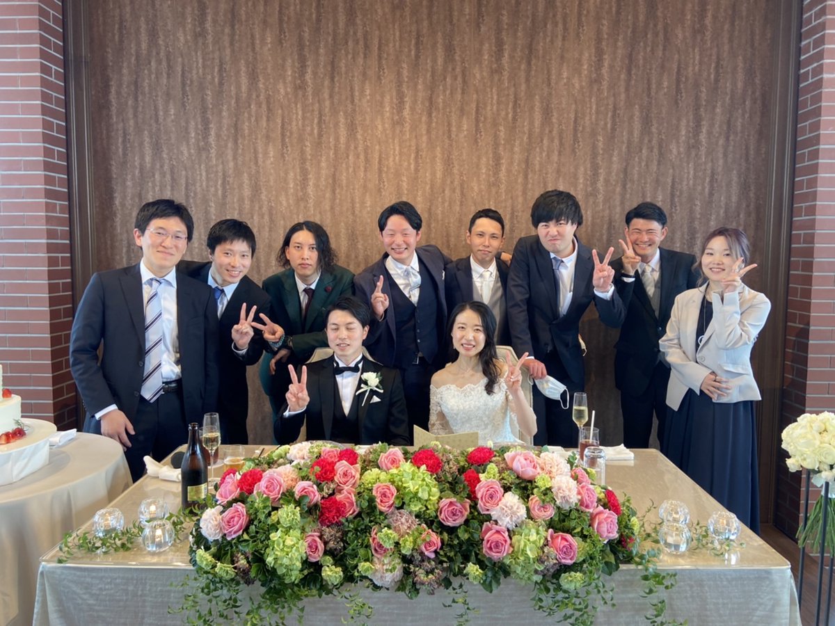 777tsuki's tweet photo. こんなご時世だけど二人とも結婚おめでとう～！！ https://t.co/dD9NijKxun