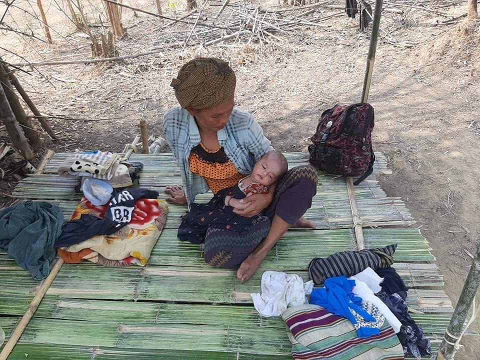 SRMforJustice's tweet photo. PAUK |  Magway region. At least 10000 IDPs had to flee for their safety and are desperately in need of help after Min Aung Hlaing's forces burned down their villages and killed villagers.Hopefully @UNinMyanmar can look into it after they returned fr Thingyan break.
@RapporteurUn https://t.co/gP6ULbeqtr