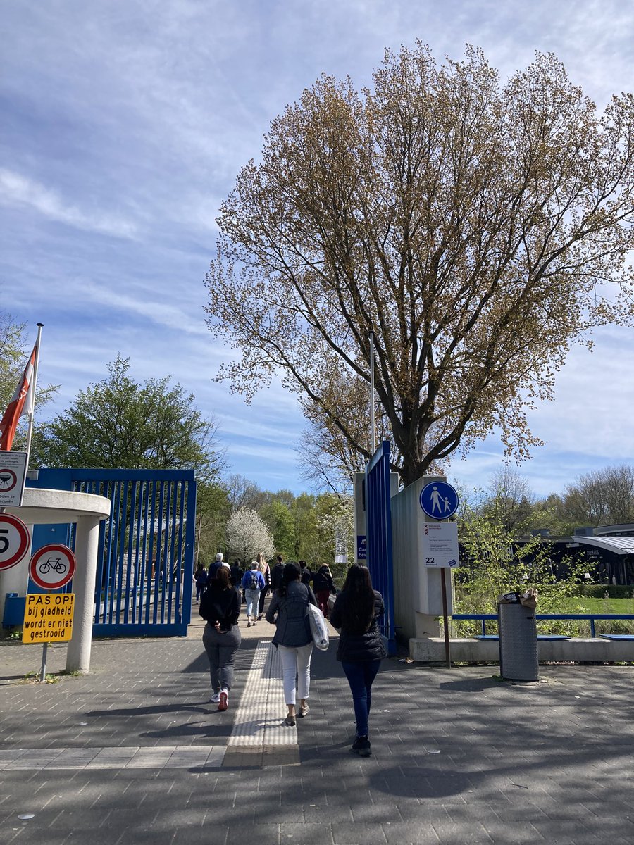biculturalbrokr's tweet photo. Parks are for people of all ages & abilities #DenverCanBeAmsterdam
#CarFreeParks
@denverparksrec @DenverCPD @DenCityCouncil @MayorHancock https://t.co/rFq5qHU5G4