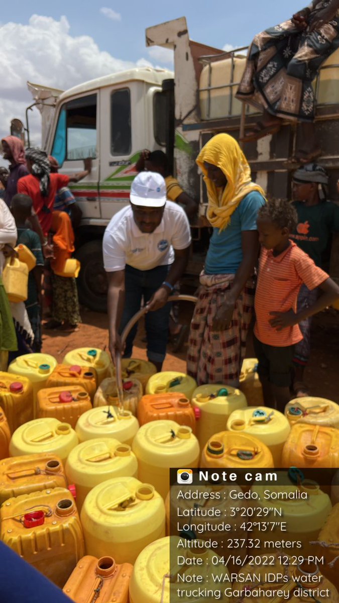 ReliefSordes's tweet photo. @ReliefSordes in partnership with @shf_somalia is doing water trucking for drought affected populations in Garbaharey district, Gedo region.
Gedo is one of the regions in somalia that has been adversely affected by the ongoing drought in the country. https://t.co/V2TplXW73P